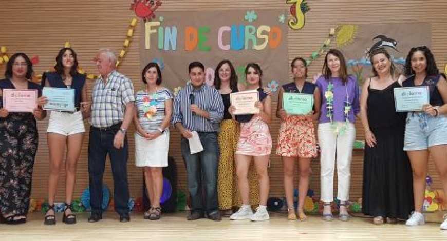 MERECIDA FIESTA DE FINAL DE CURSO EN ISL 