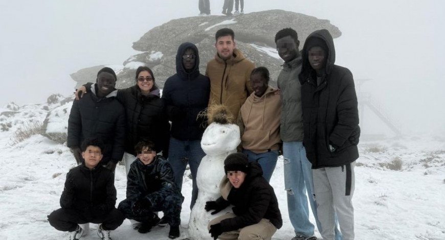 VER Y DISFRUTAR LA NIEVE EN ALMERÍA