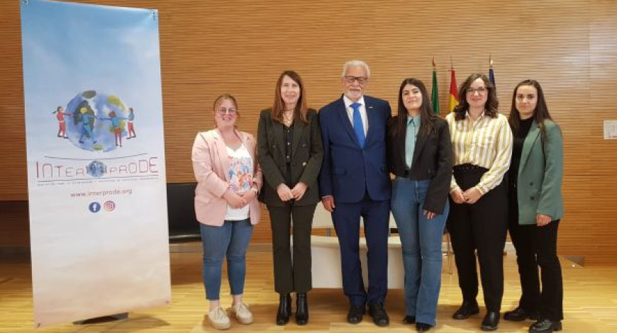 EL DEFENSOR DEL PUEBLO VISITA INTERPRODE