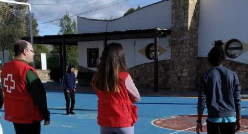 CRUZ ROJA SIEMPRE A NUESTRO LADO