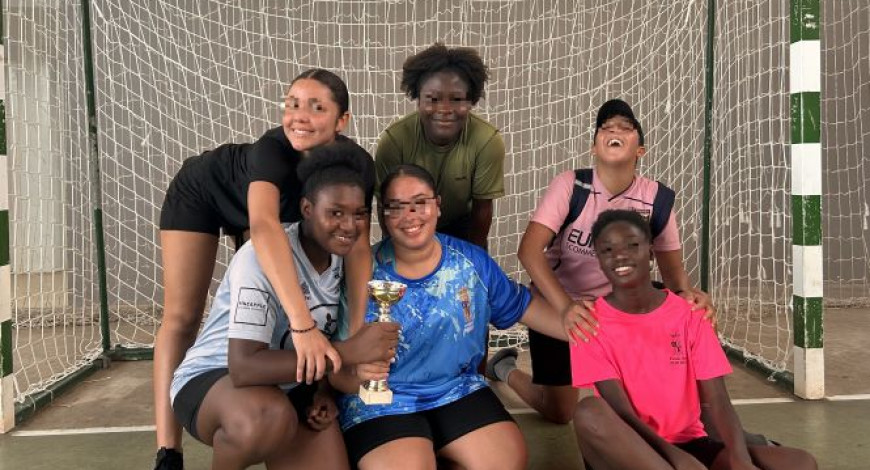 CAMPEONAS EN FUTBOL FEMENINO