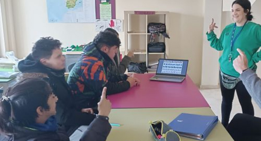 LENGUAJE DE SIGNOS EN EL CPM 